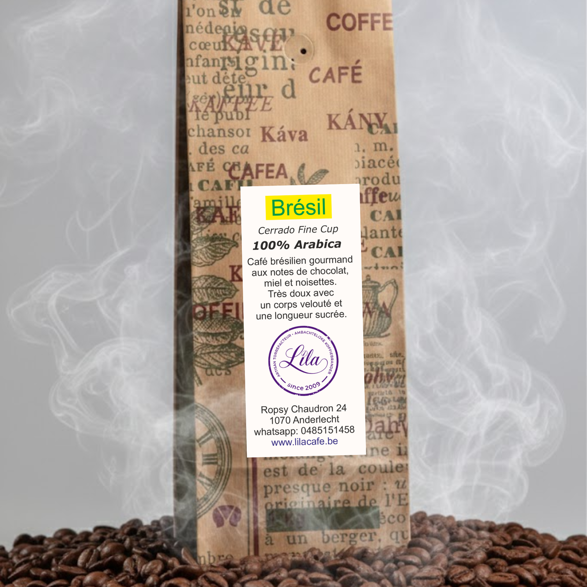 Sachet de café du Brésil Lila Coffee — torréfaction artisanale, chocolaté et doux. Café espresso de spécialité, notes de noisette et de sirop léger, emballage kraft naturel avec design minimaliste. Le goût qui réveille l’inspiration.